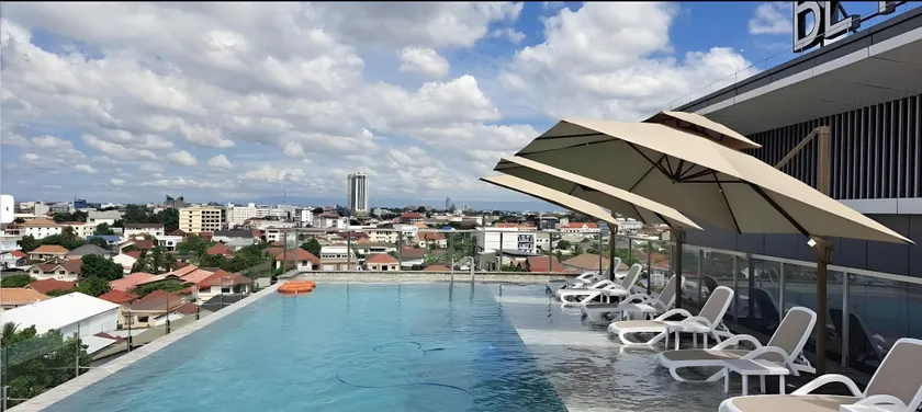 Stylish 2BR with Pool&Sauna - Image 1