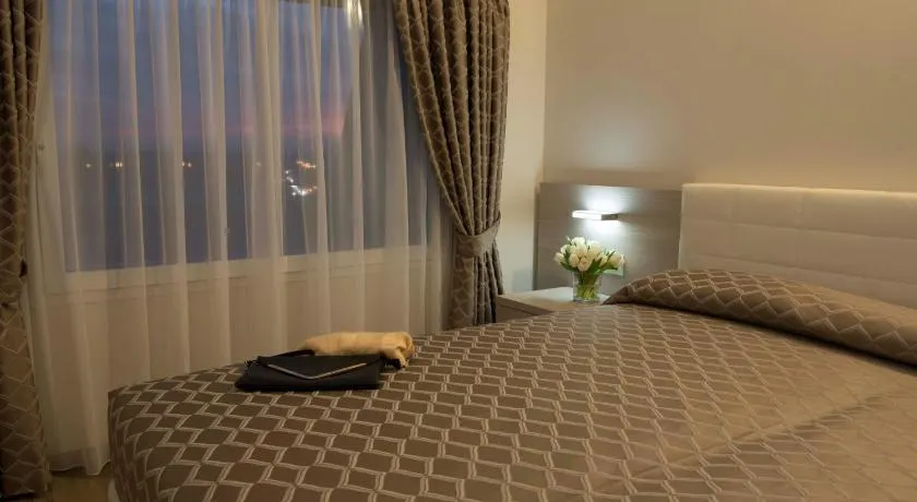 Expo Hotel Milan - Image 1