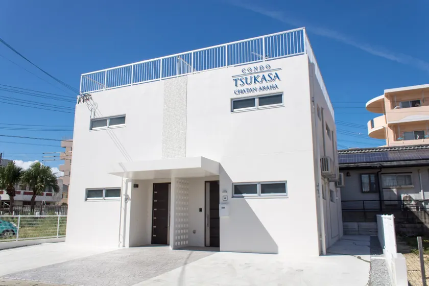 Tsukasa Condo Chatan Alaha - Image 1