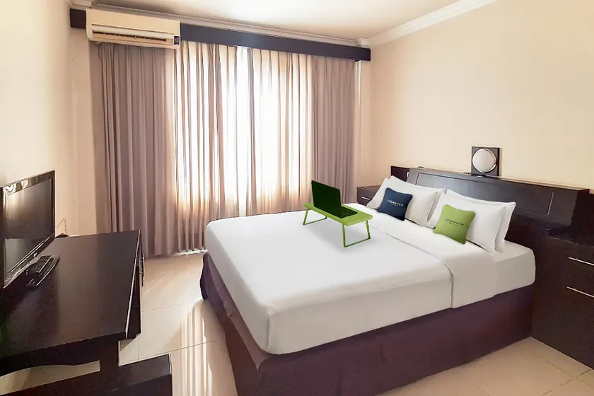 Urbanview Hotel Surya Kahayan Palangkaraya by RedDoorz - Image 1