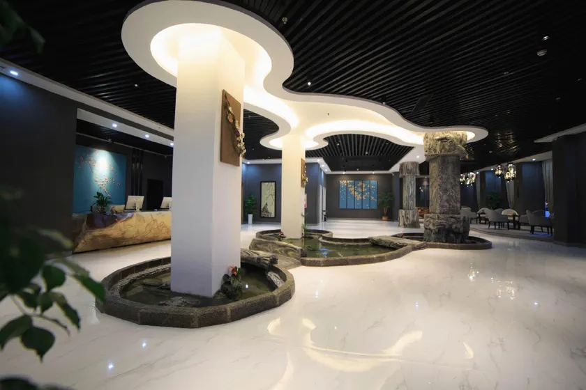 Wo Yu San Sheng Hotel - Image 1