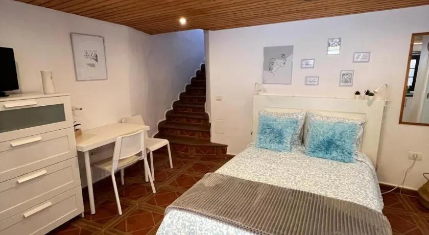 El Pequeño Refugio - C - Image 1