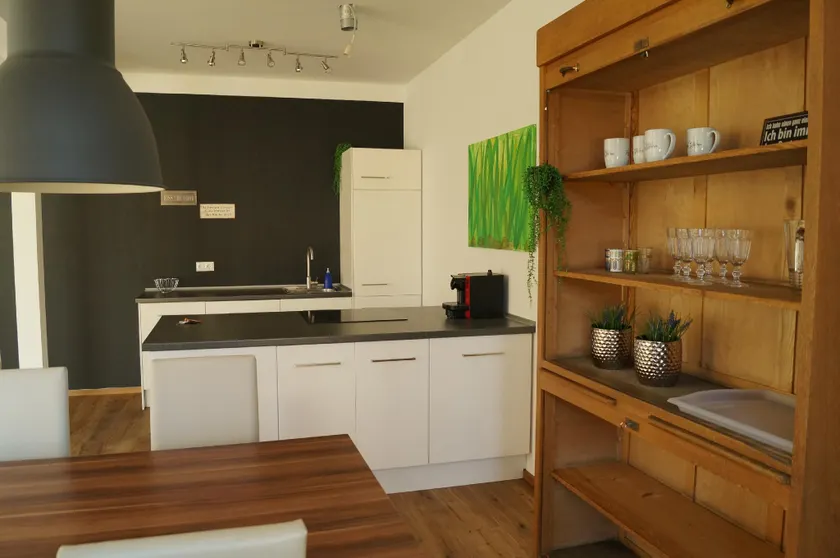 Loft Style 3 Room Apartment + terrace - Image 1