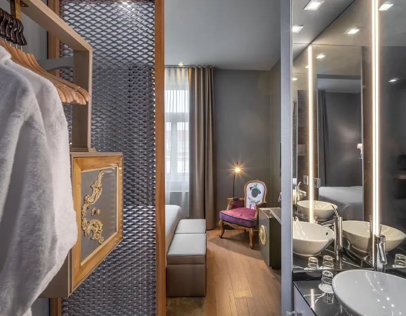 987 Design Prague Hotel - Image 1