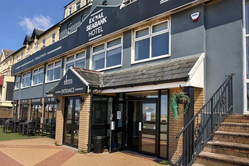 Royal Seabank Hotel - Image 1