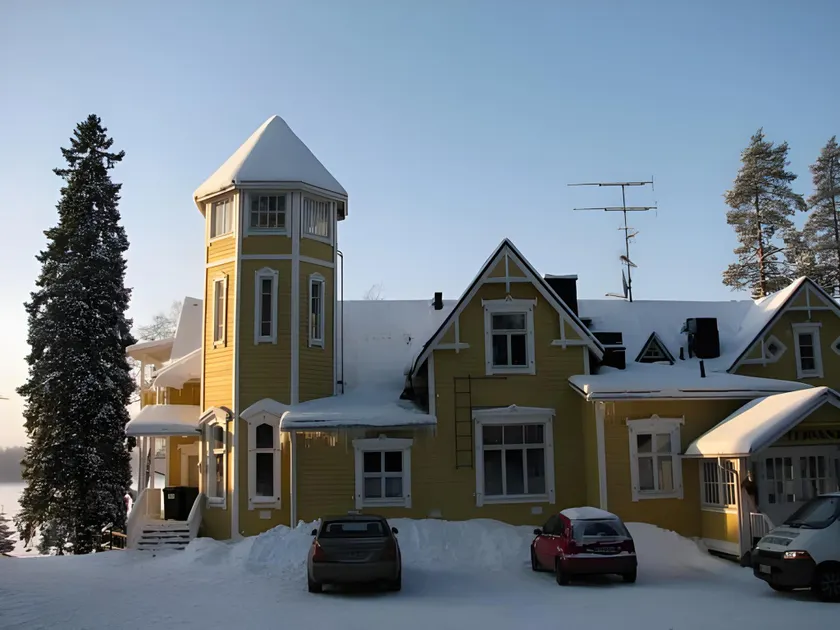 Tervakosken Tervaniemi hirsimökki & oma sauna - Image 1