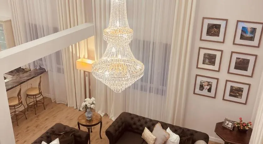 American Dream Villa - Image 1