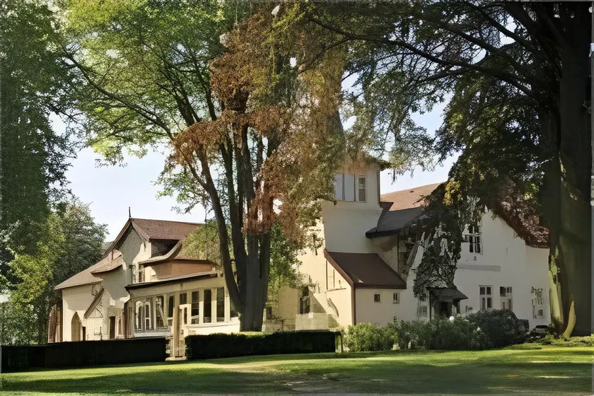 Hotel Frederiksminde - Image 1