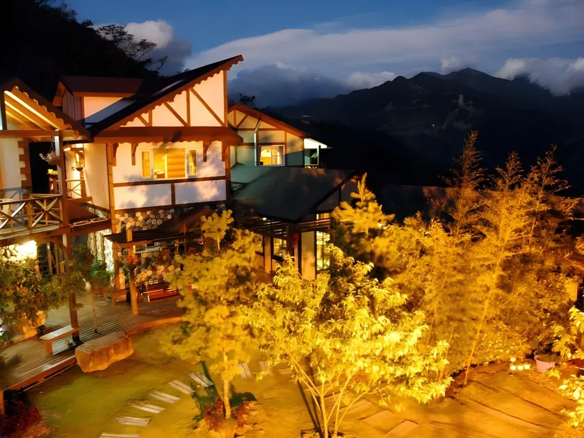 Shiyai Taoyuan - Image 1