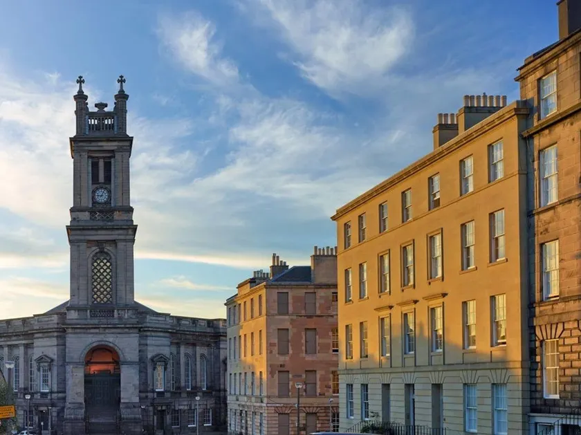 St Stephen Street Apartment - Image 1