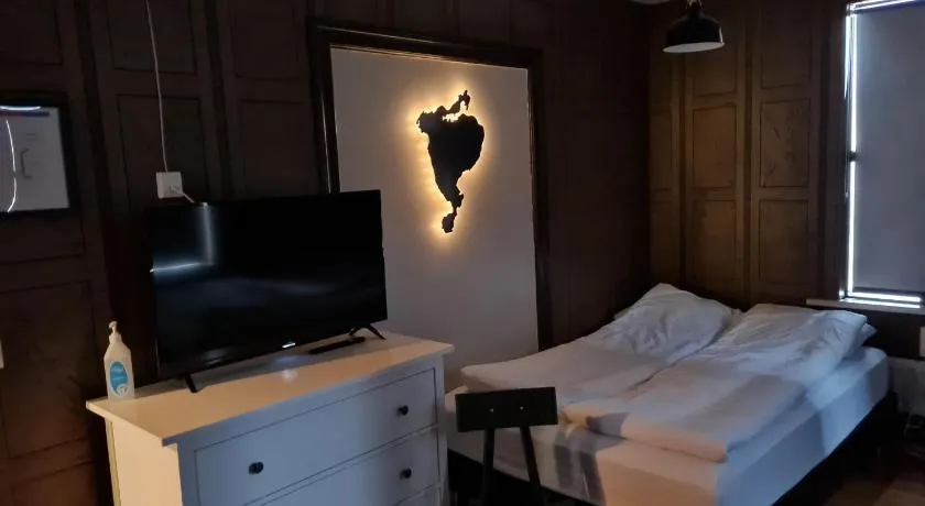 Lava Guesthouse - Image 1