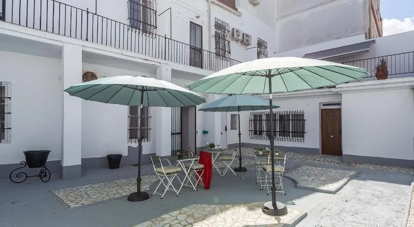 Apartamentos Casa Rosaleda - Image 1