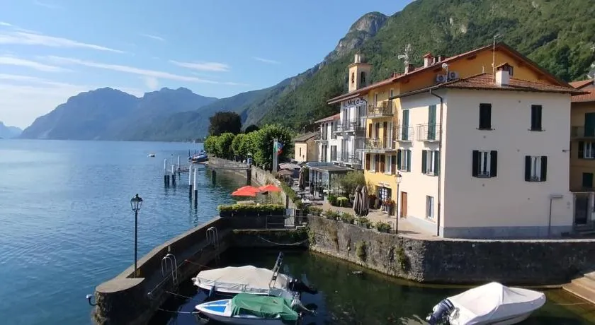 Domus Graziana - Lake Front - Image 1