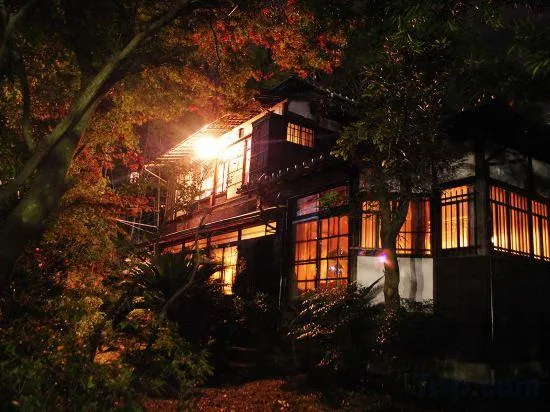 Yugawara Seikoen - Image 1