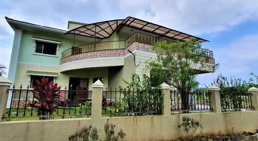 Nessies Nagaon - Image 1