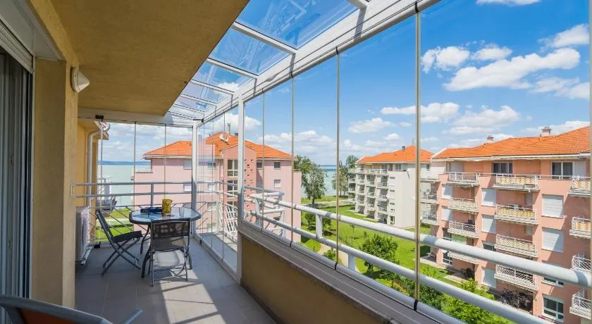 MyFlat All-Season Apartment - Image 1