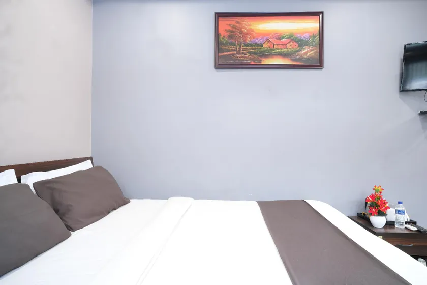 Shiva Guest House - Image 1