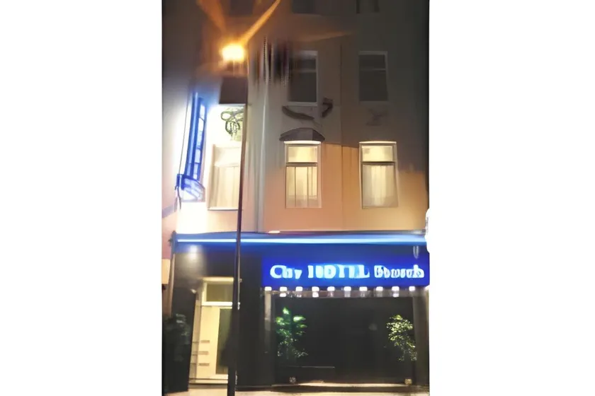 City Hotel Storch - Image 1