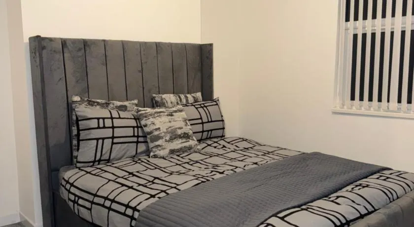 City Home - Image 1