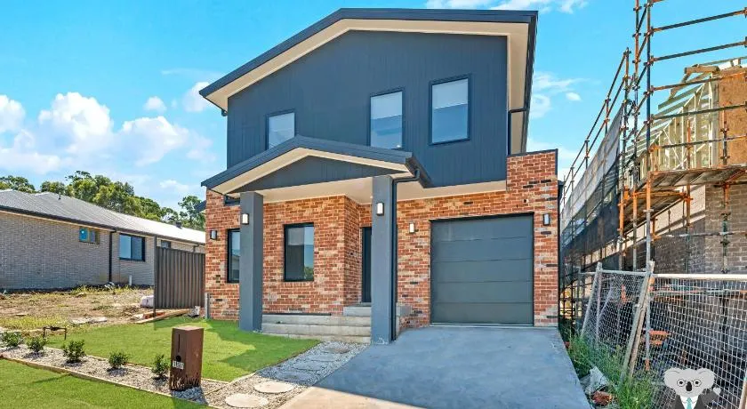 KozyGuru | Cobbitty | Comfy 4BR House - Image 1