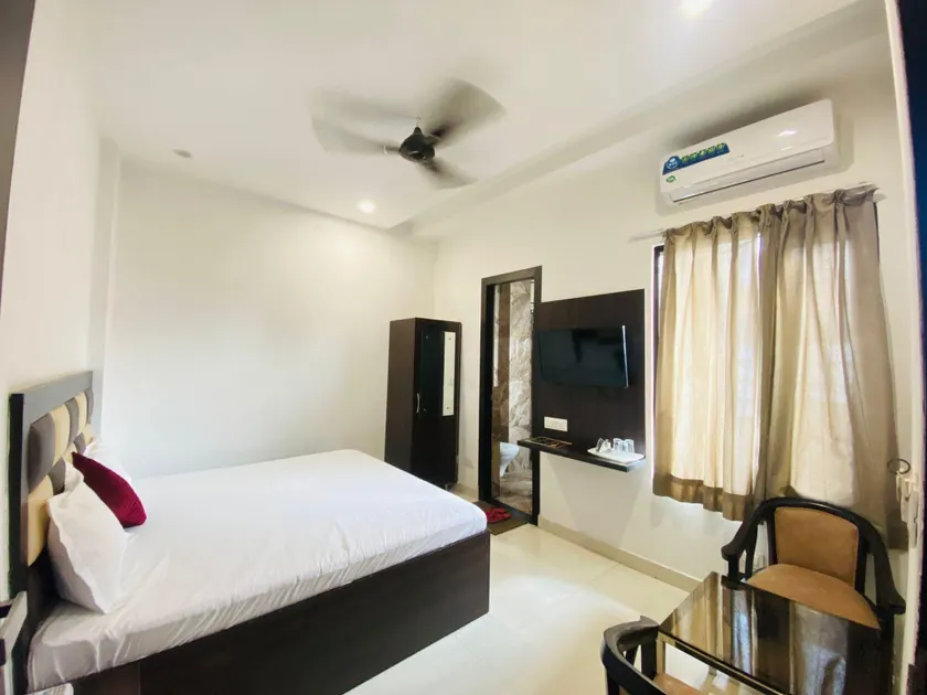 Hotel Star Inn Opp Kalpna Chawla Civil Hospital Karnal, Kunjpura Road - Image 1