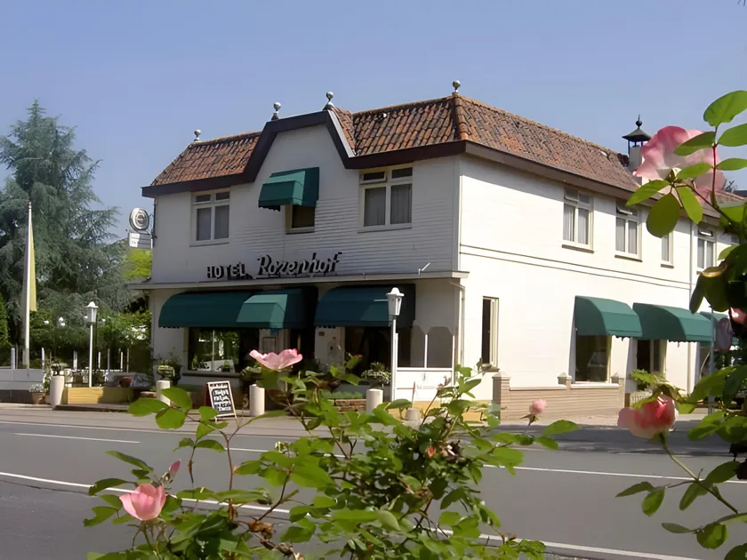 Boutique Hotel de Rozenhof - Image 1