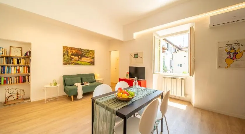 Macci Apartment Santa Croce - Image 1