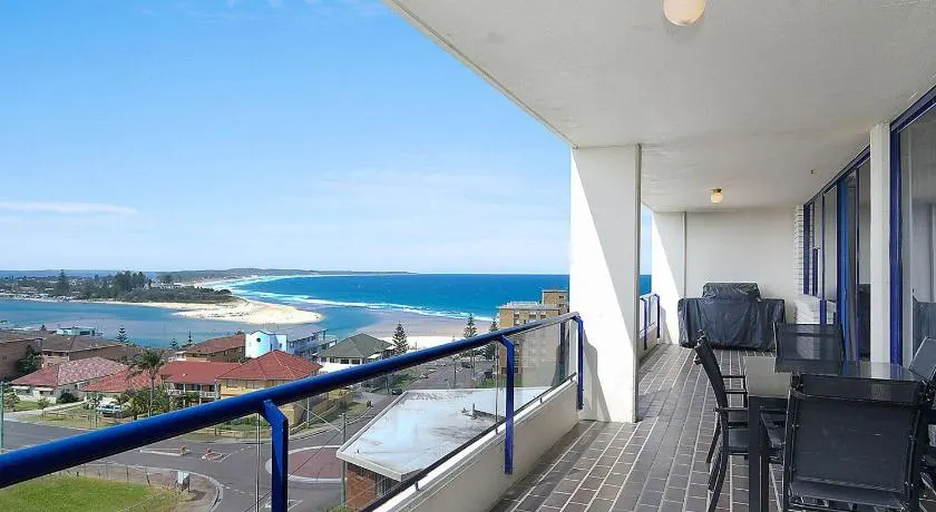 St Tropez Unit 39 - Image 1