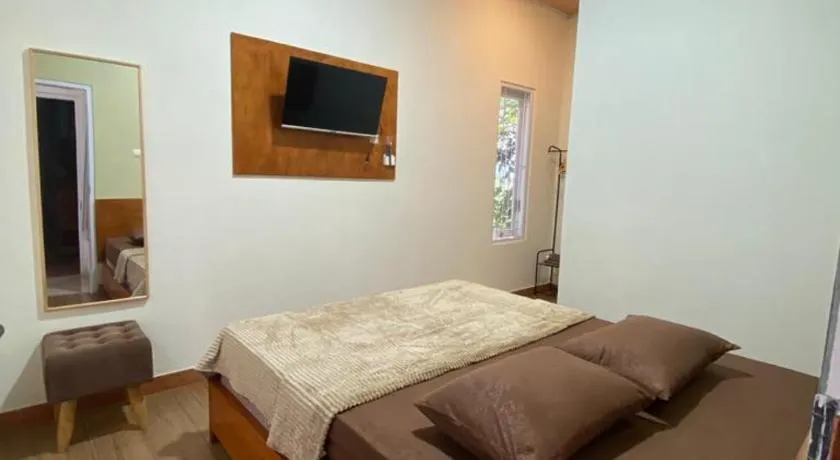 Resy home syariah dekat alun2 wonosobo - Image 1