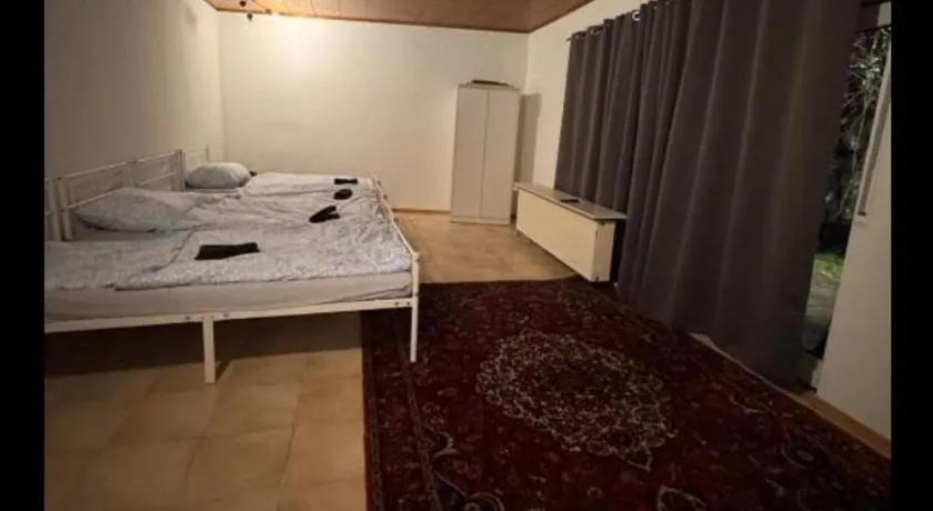 große Wohnung in Köln mit 2 Badezimmer - Image 1