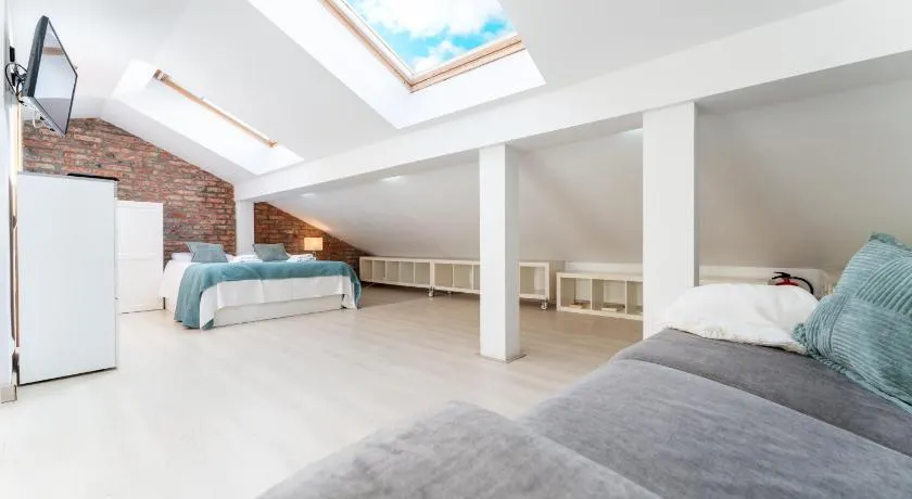 Loft en calle emblemática by urbanhosting - Image 1