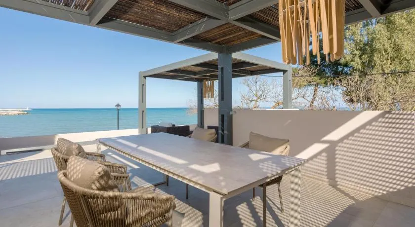 Antimo Villas - Gallini Beach House - Image 1