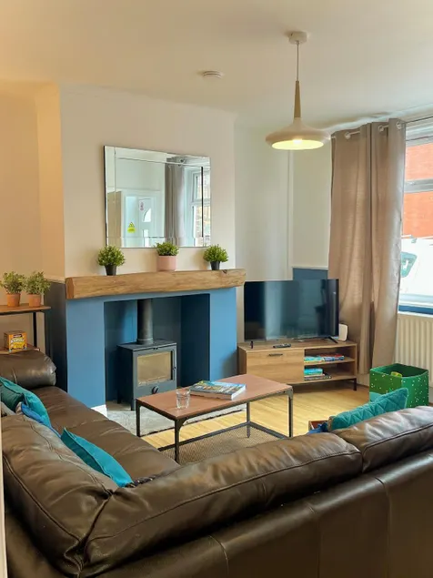 Your ideal 3-bedroom home to stay in Leyland - Image 1