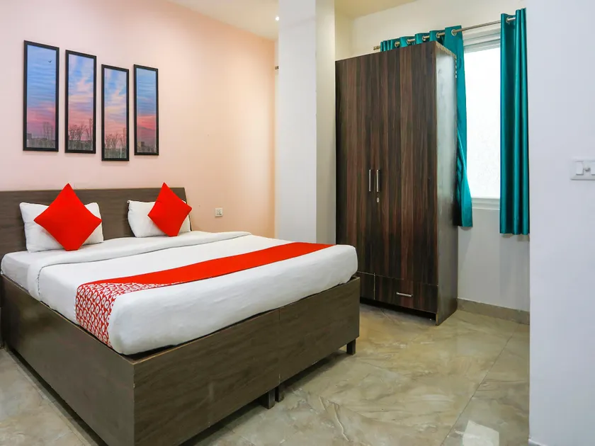 JSB Hotel - Image 1