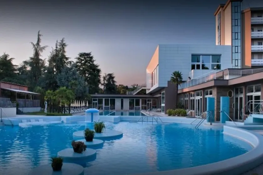 Continental Terme Hotel - Image 1