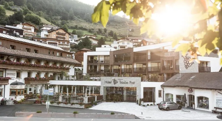 Aktiv- und Wellnesshotel Traube- Post - Image 1