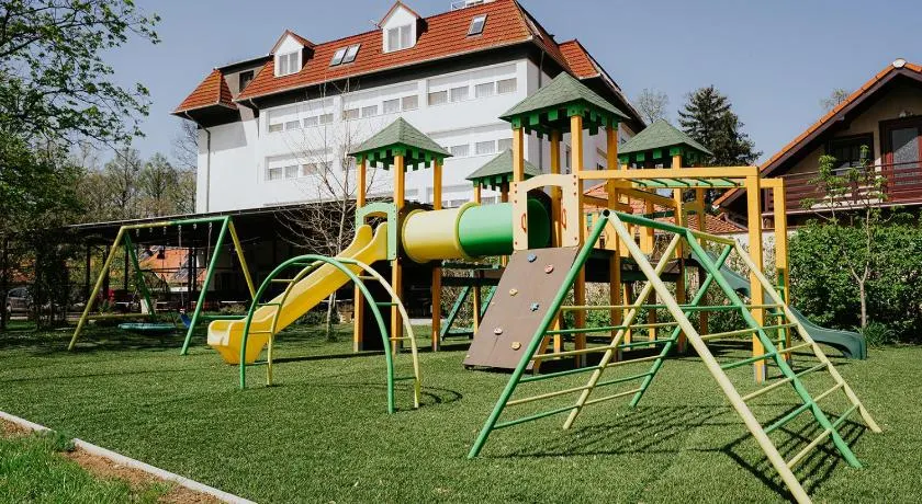 Aqua Hotel - Image 1