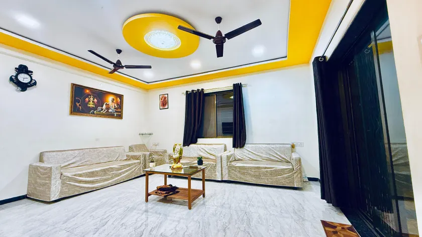 7 Hill Stays - Image 1