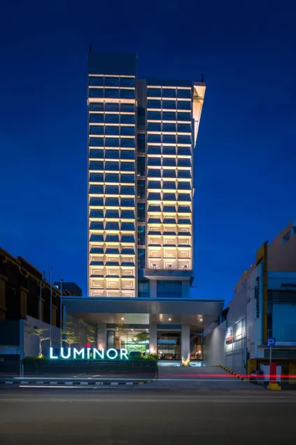 Luminor Hotel Pecenongan Jakarta By WH - Image 1