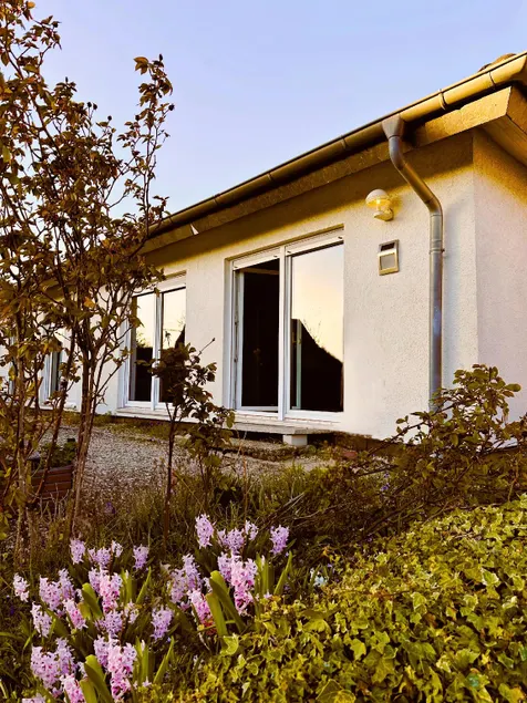 Komfortables Ferienhaus bis zu 12 Personen I Sauna & Garten I Hannover Messe Apartment I Handwerker Monteurzimmer - Image 1