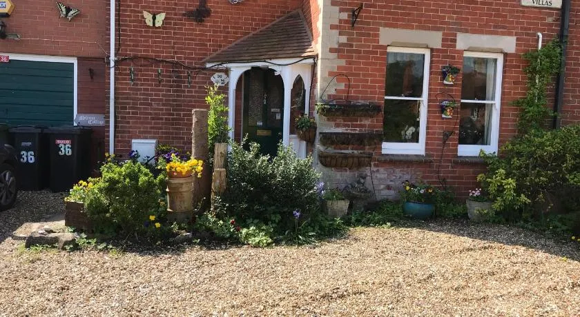 Melrose cottage - Image 1
