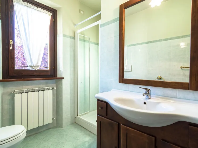 Villa in Lonnano with pool - Image 1