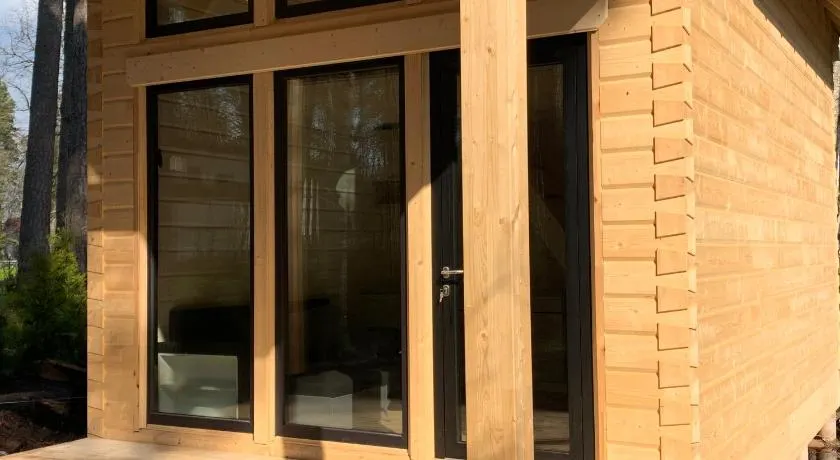Sea House - Image 1