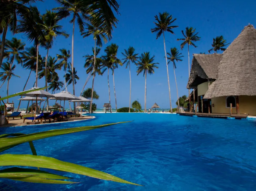Ocean Paradise Resort & Spa - Image 1