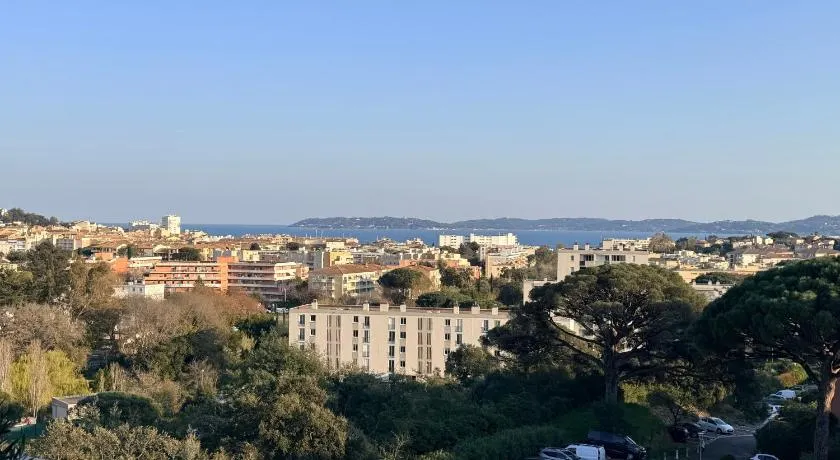Chambre balcon vue mer - Image 1