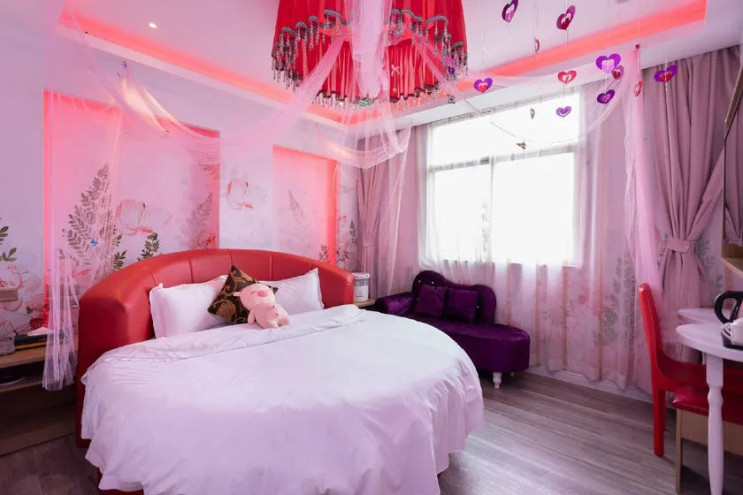 Le8 Chain Hotel (Shenzhen Pingdi Yicheng PARK Wal-Mart Store) - Image 1