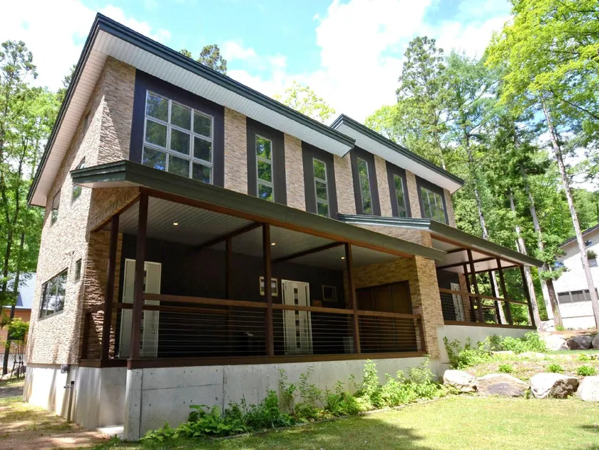 Phoenix Chalets by HHG - Image 1