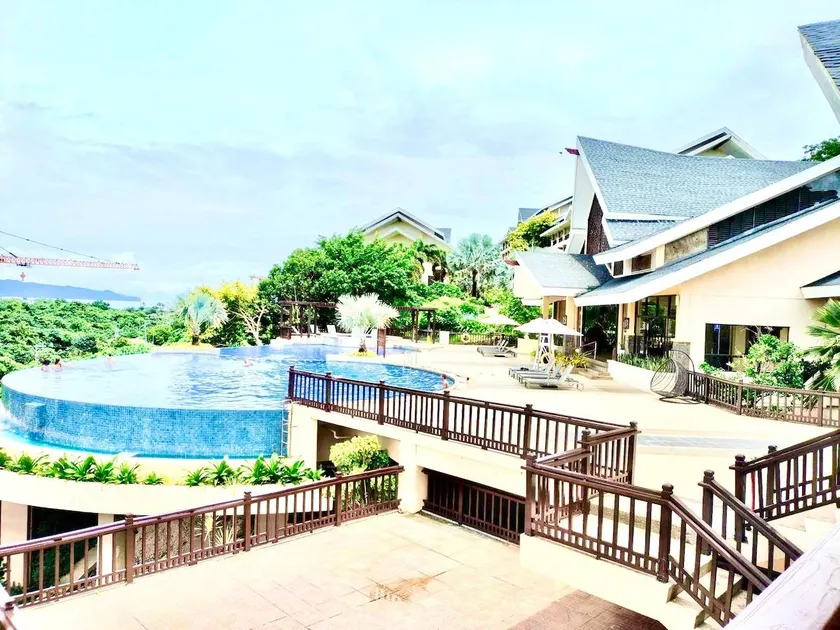Alta Vista De Boracay F205 - Image 1