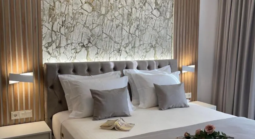 Elia Luxury House - Image 1