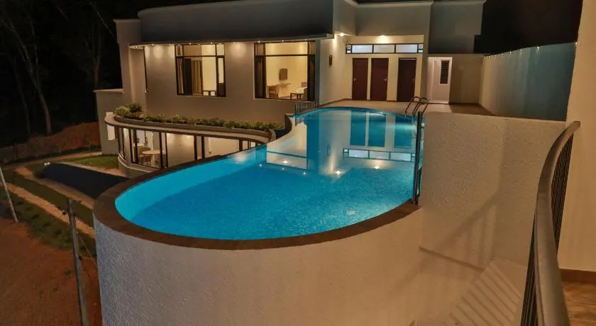 Serene Aqua Hills - Image 1